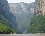 Canon del Sumidero desde el rio
